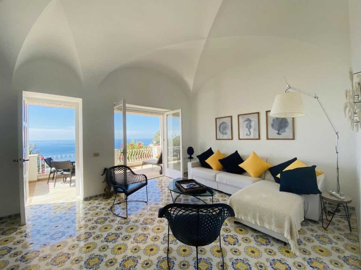 Capri Sea View Villa ภายนอก รูปภาพ